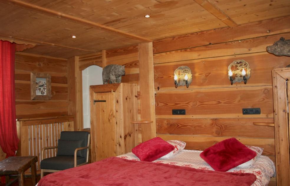 Hotel Restaurant De La Chaussee Briancon  Bagian luar foto