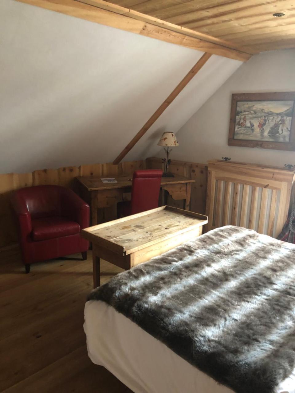 Hotel Restaurant De La Chaussee Briancon  Bagian luar foto