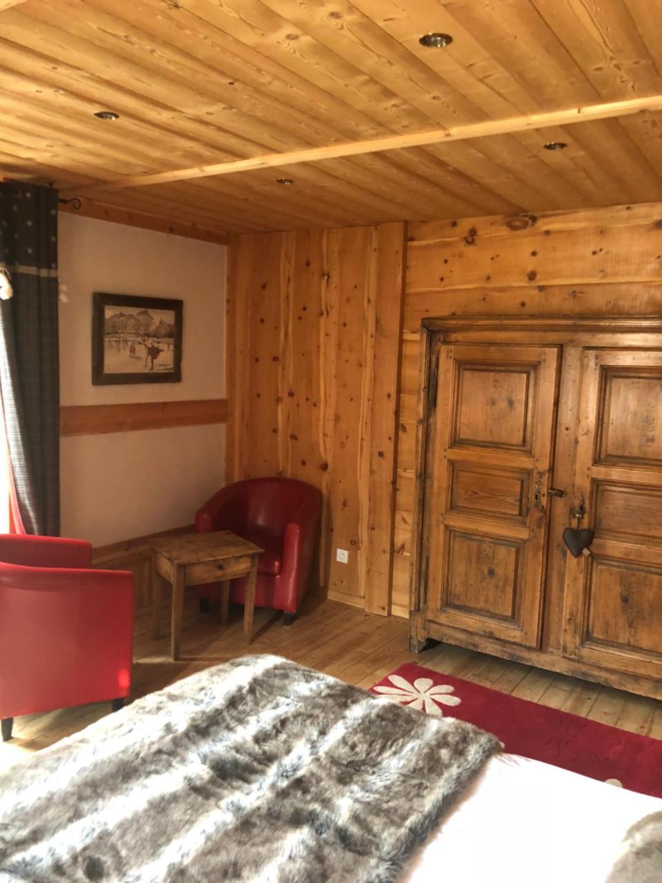 Hotel Restaurant De La Chaussee Briancon  Bagian luar foto