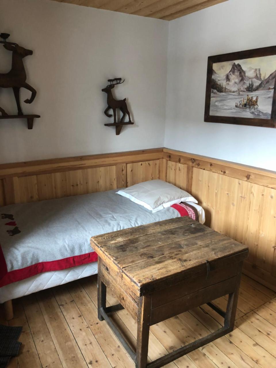 Hotel Restaurant De La Chaussee Briancon  Bagian luar foto